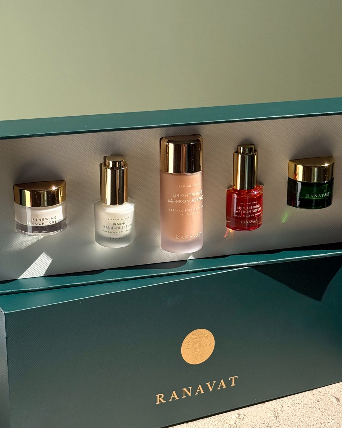 Signature Skin Discovery Set